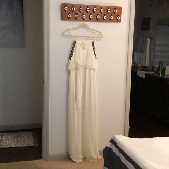 Boho Cream Maxi Dress - Picture 4 of 7